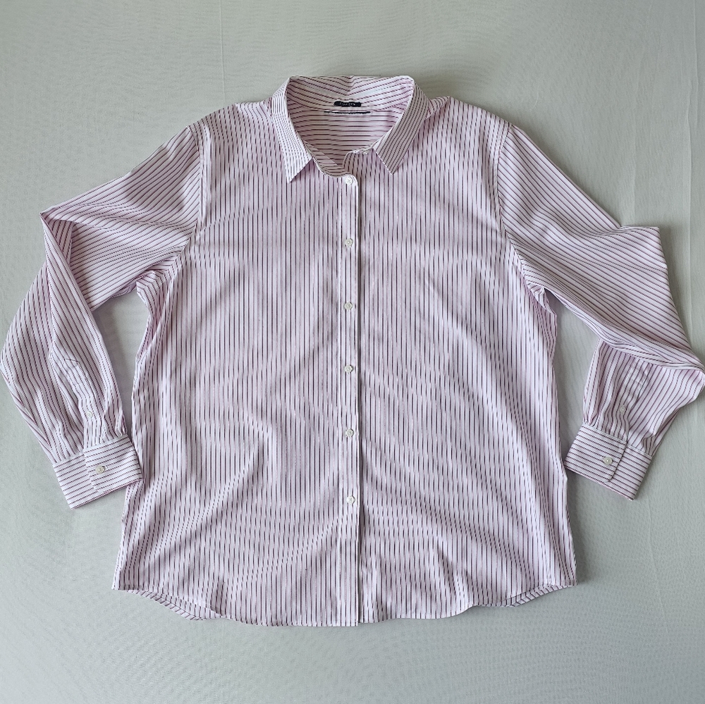 Women's Pink Stripe Button-Front Dress Shirt - Picture 14 of 16